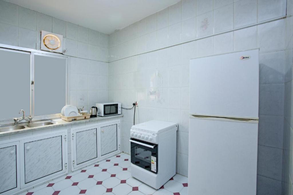 Nuzha Hotel Apartments Muscat Eksteriør billede