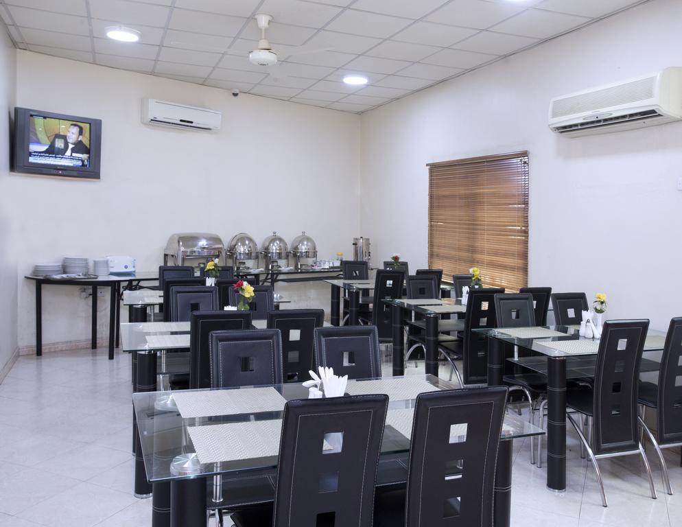 Nuzha Hotel Apartments Muscat Eksteriør billede